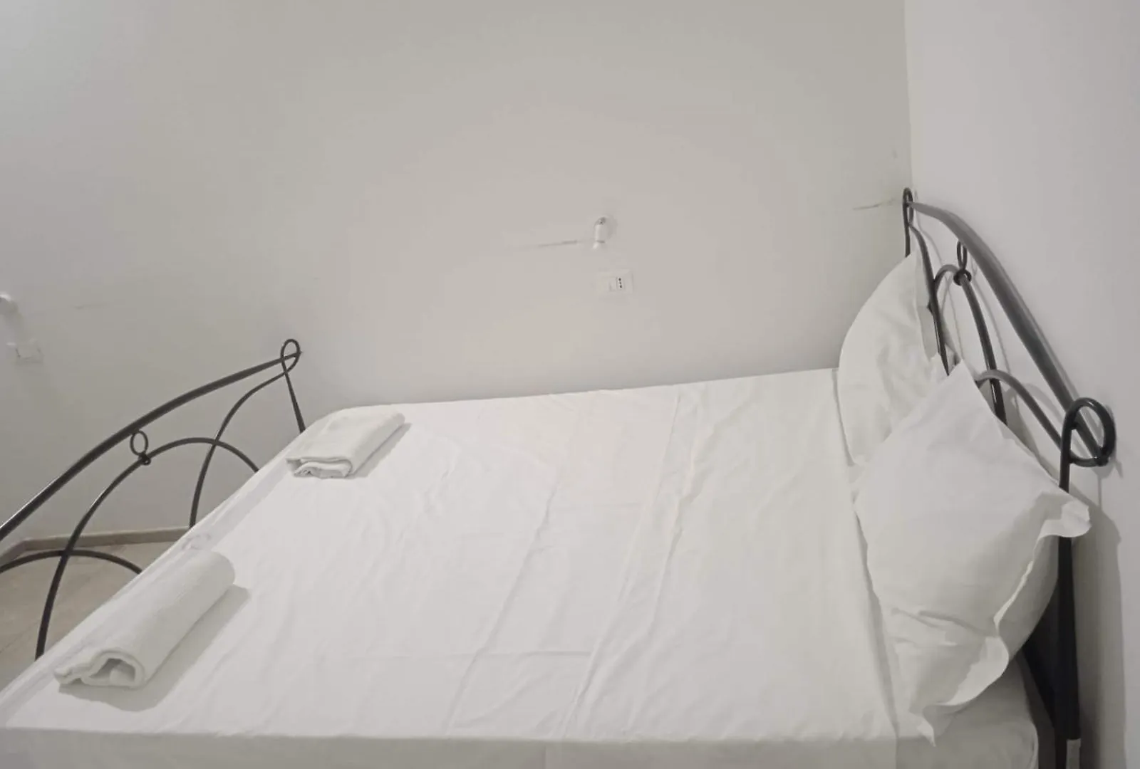 Farolfi Apartments Galliera Болонья