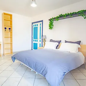https://castle-living.catania-hotels.net