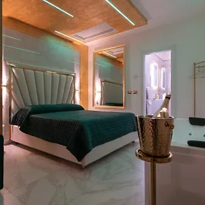 Fashion Gold With Jacuzzi & Car Garage Bolonha